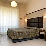 Capri&residence Hotel 3*