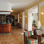 Hotel Capri&residence 3*