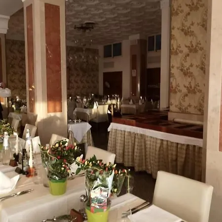 Capri & Hotel 3*